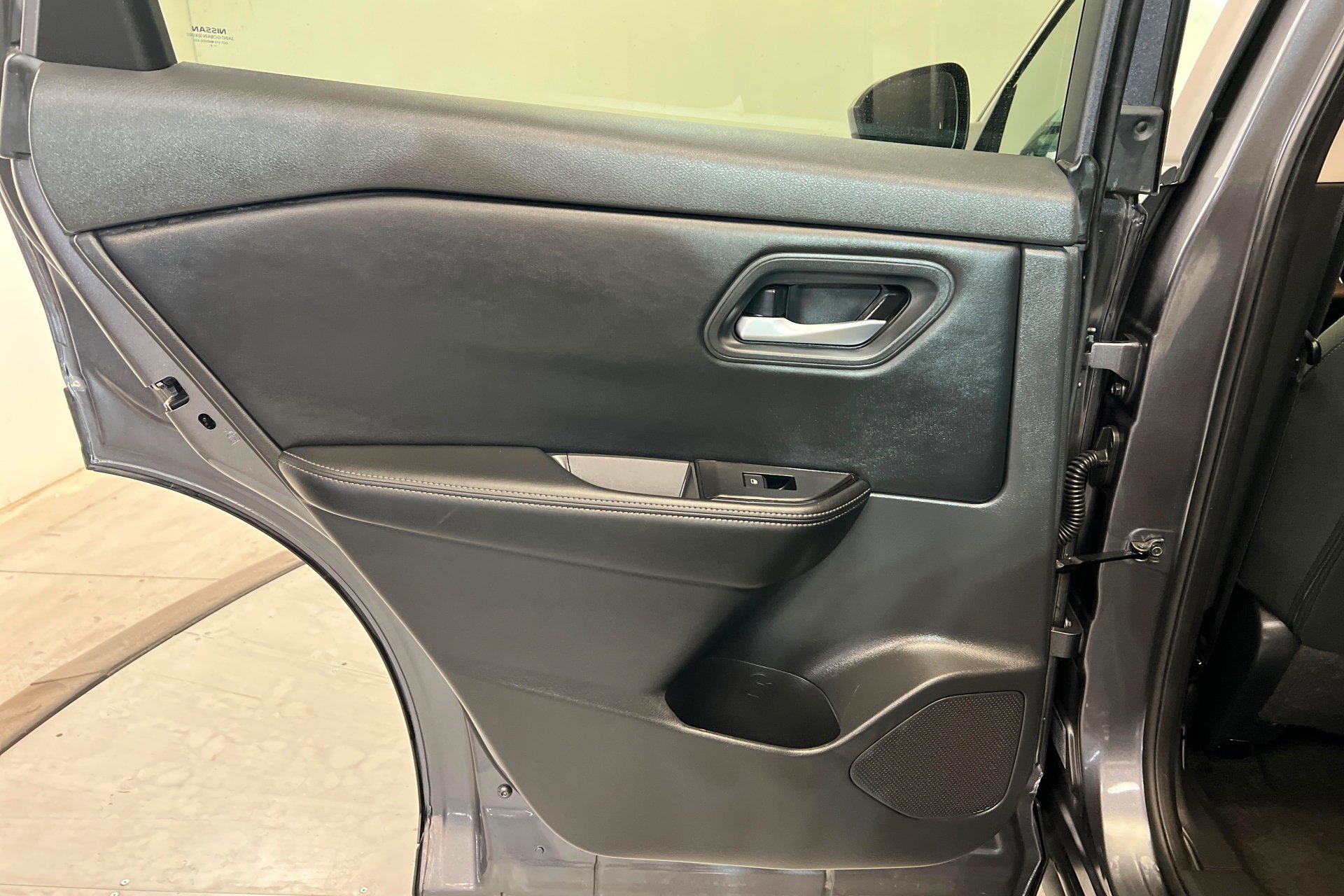 2024 Nissan Rogue SV - Photo 19