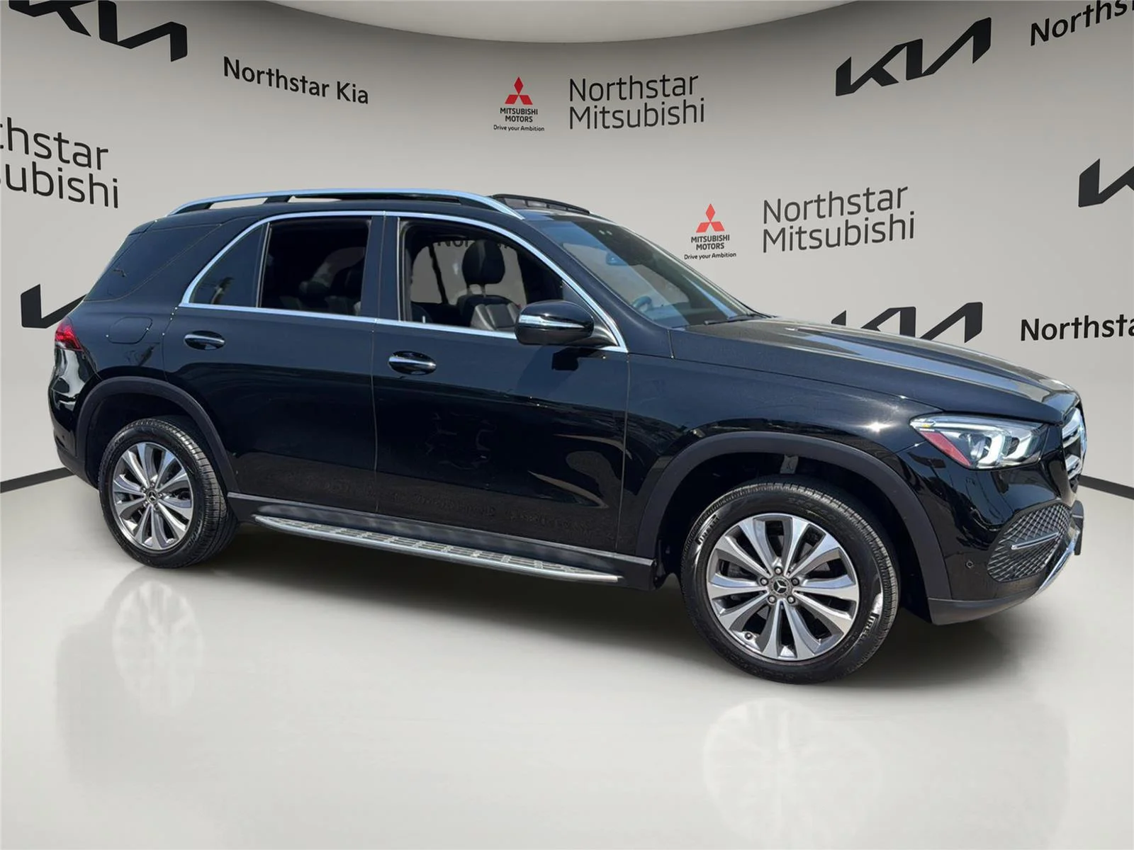 Used 2022 Black Mercedes-Benz GLE 350 image 6