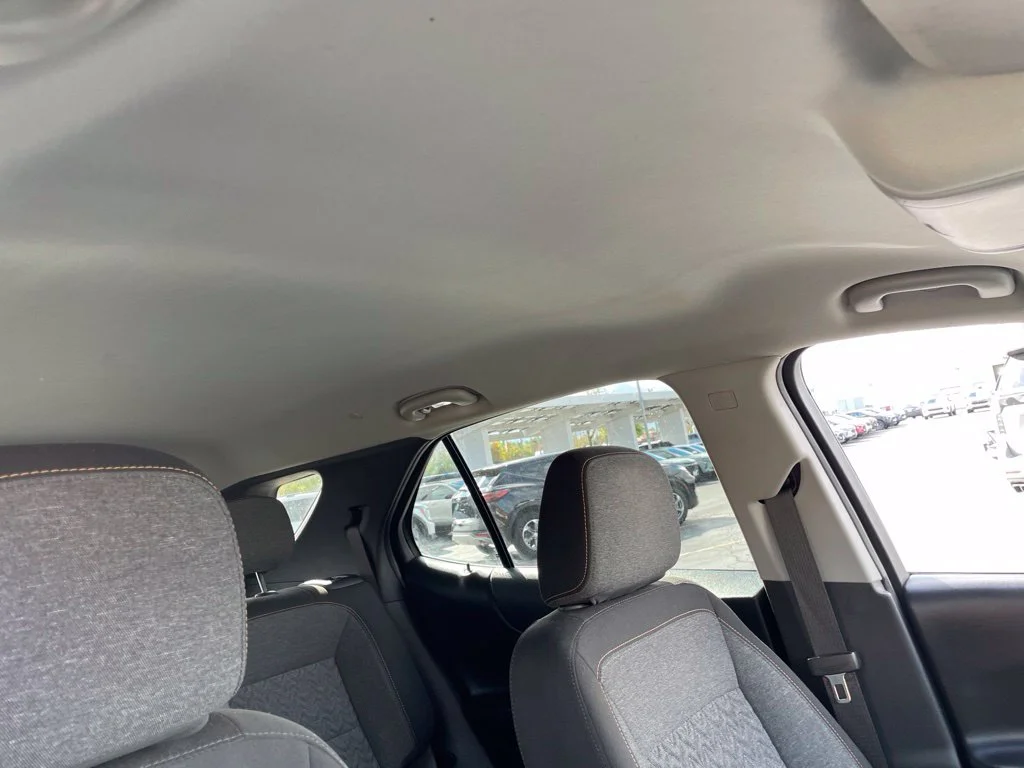 Used 2022 White Chevrolet LT image 14