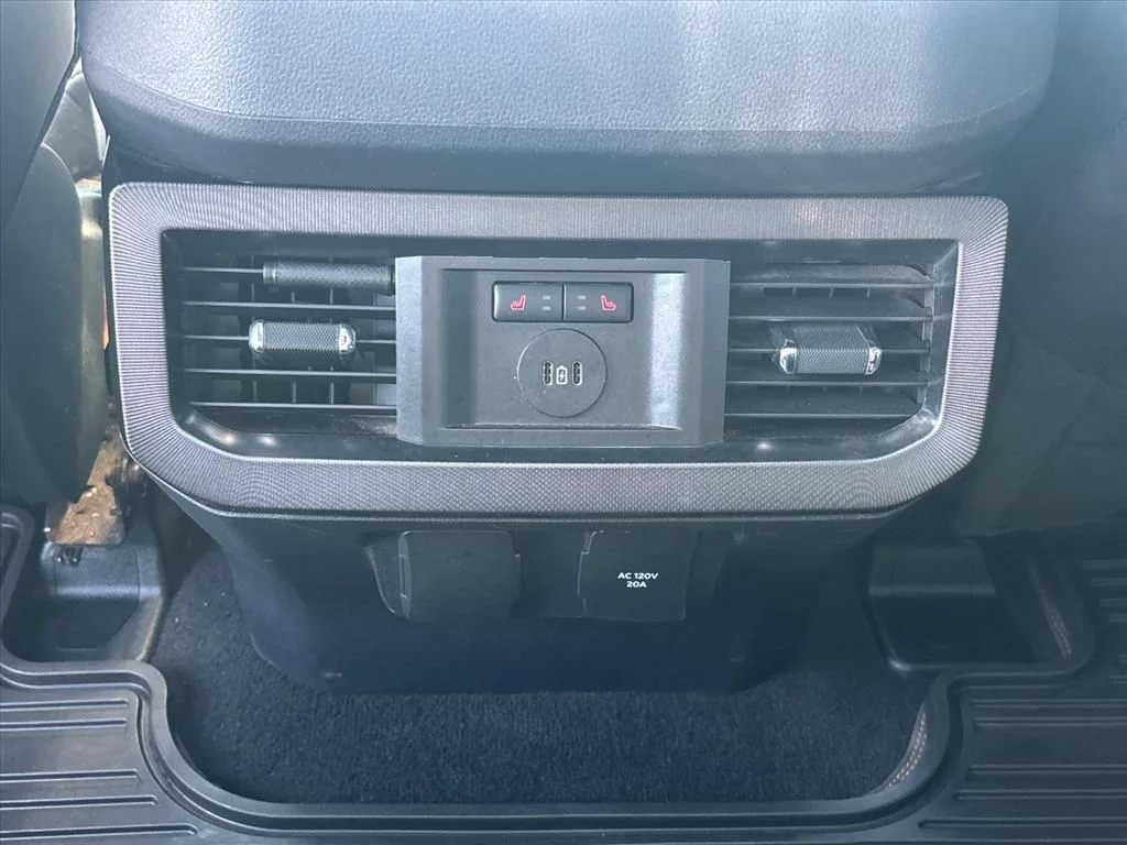 2023 Ford F-450 Super Duty Platinum - Photo 21