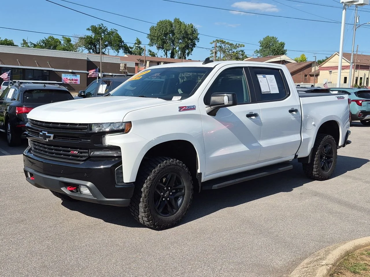 Used 2021 SUMMIT WHITE Chevrolet LT Trail Boss image 4