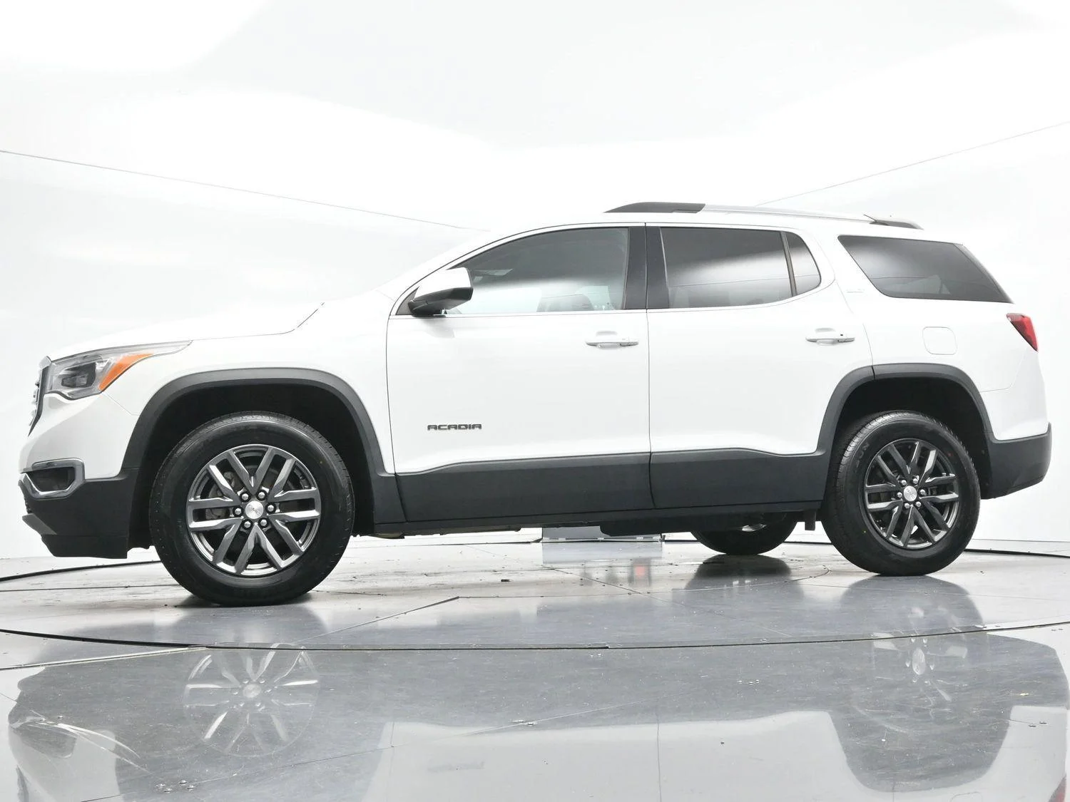 Used 2019 Summit White GMC SLT image 47