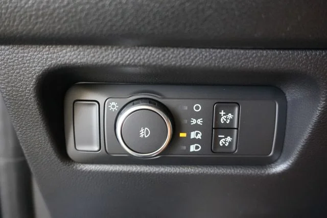 New 2026 Velocity Blue Metallic Ford XLT image 15