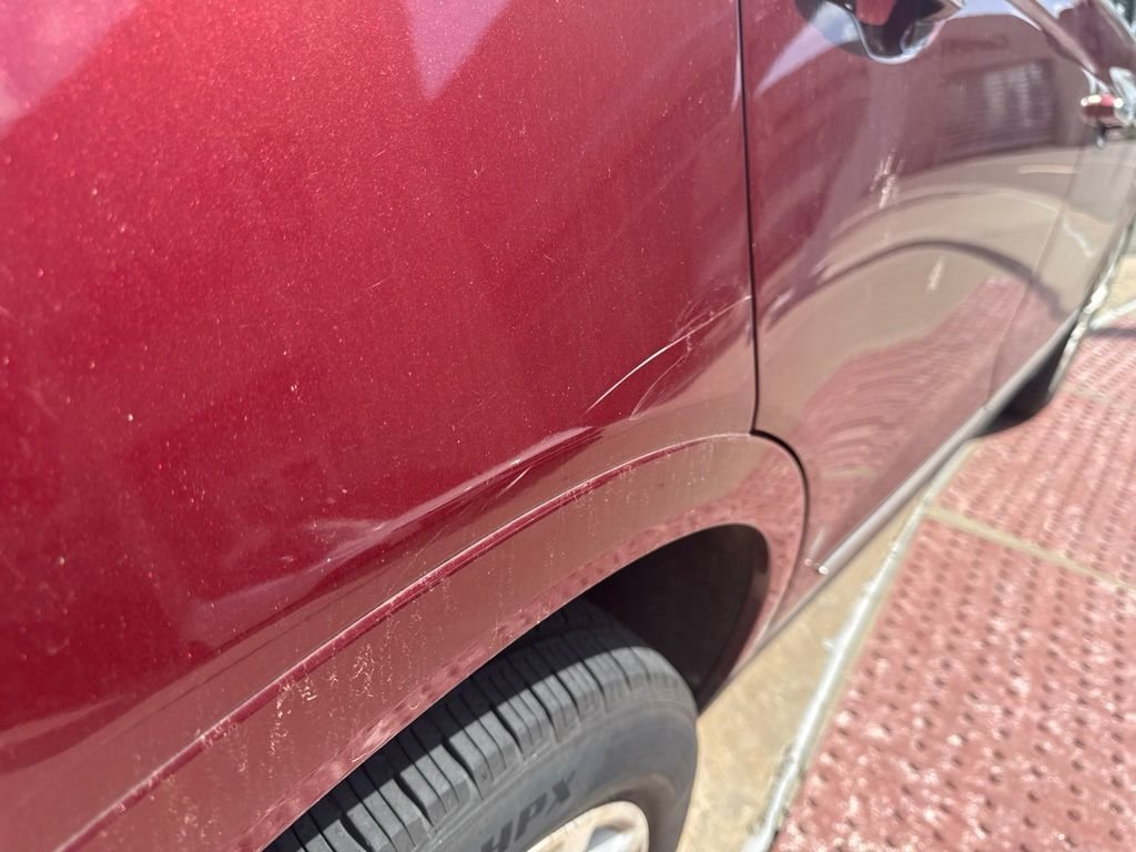 Used 2018 Red Cadillac Premium Luxury image 6