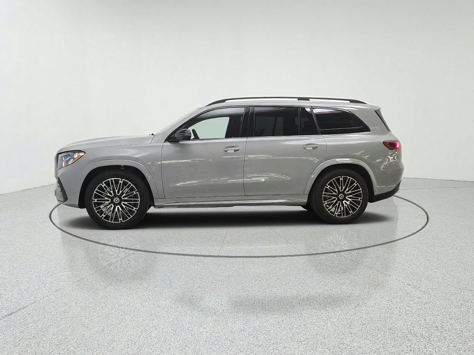 New 2027 MANUFAKTUR Alpine Grey Mercedes-Benz GLS 450 4MATIC® SUV image 23