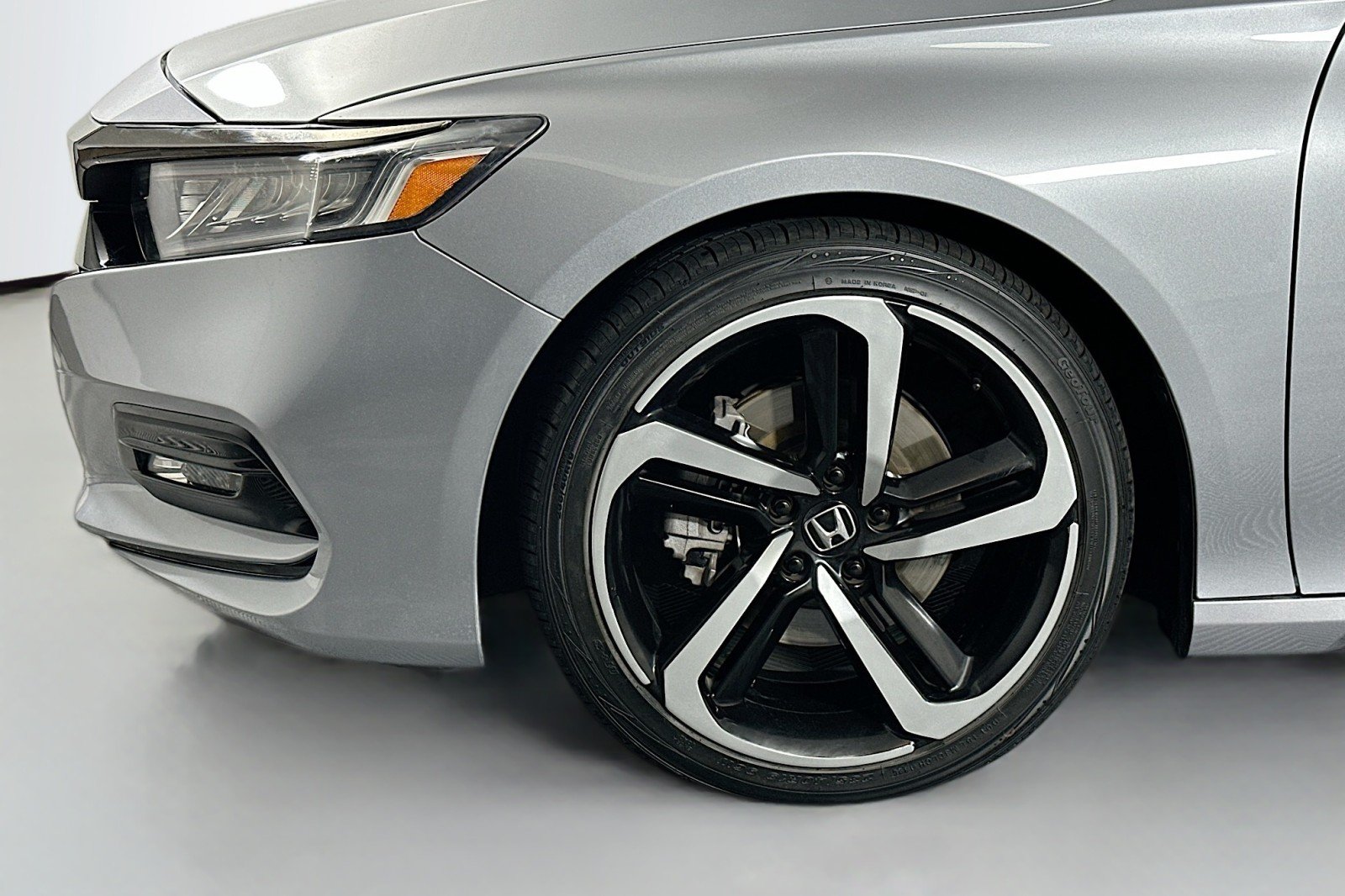 Used 2018 Lunar Silver Metallic Honda Sport 1.5T image 12