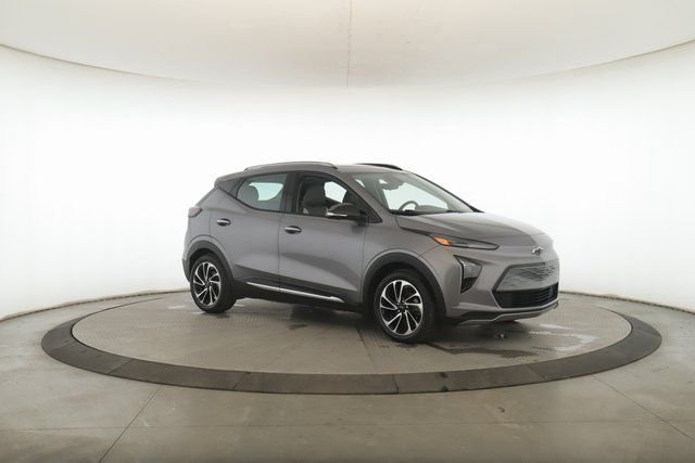 Used 2023 Chevrolet Bolt EUV Premier with VIN 1G1FZ6S00P4192192 for sale in Findlay, OH