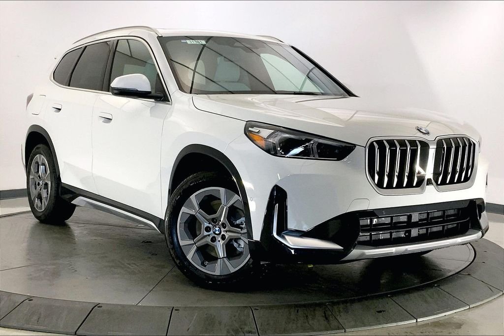 New 2027 Alpine White BMW xDrive28i image 1