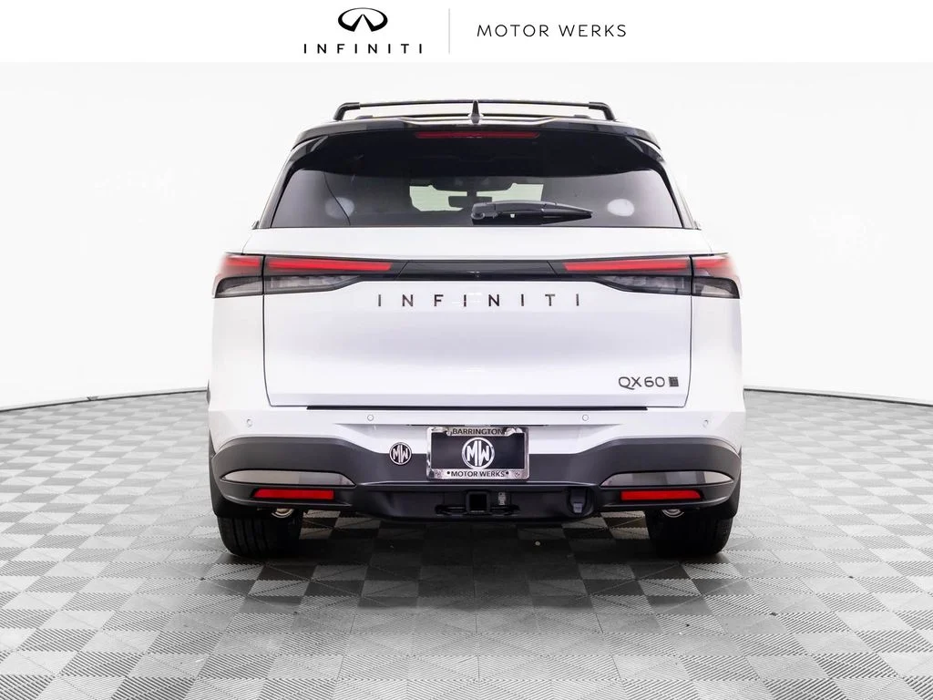 New 2027 2T RAD WHT INFINITI Autograph AWD image 4
