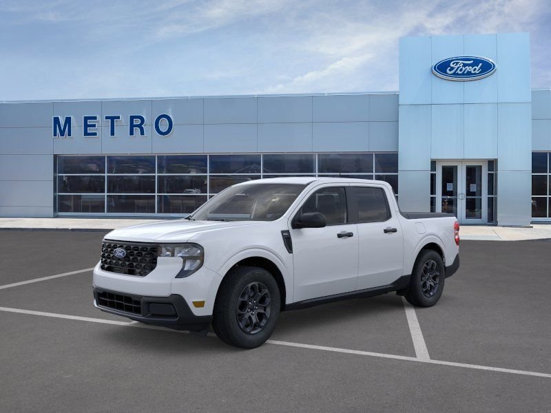 New 2025 Oxford White Ford XLT image 2