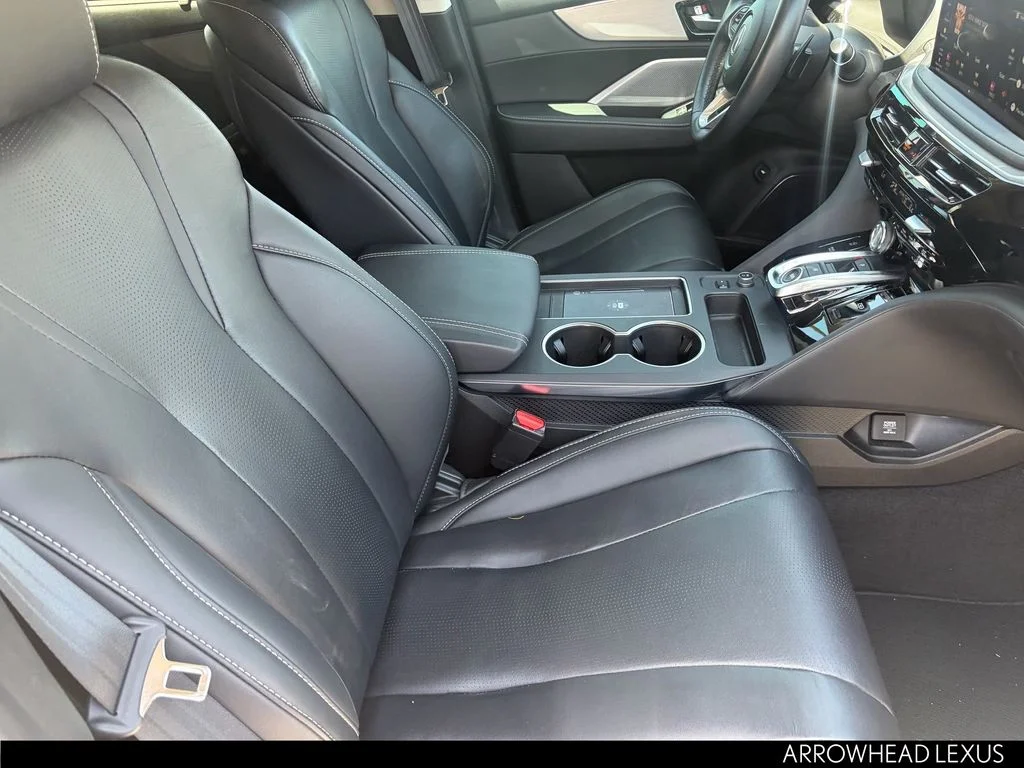 Used 2025 White Acura Technology Package image 30