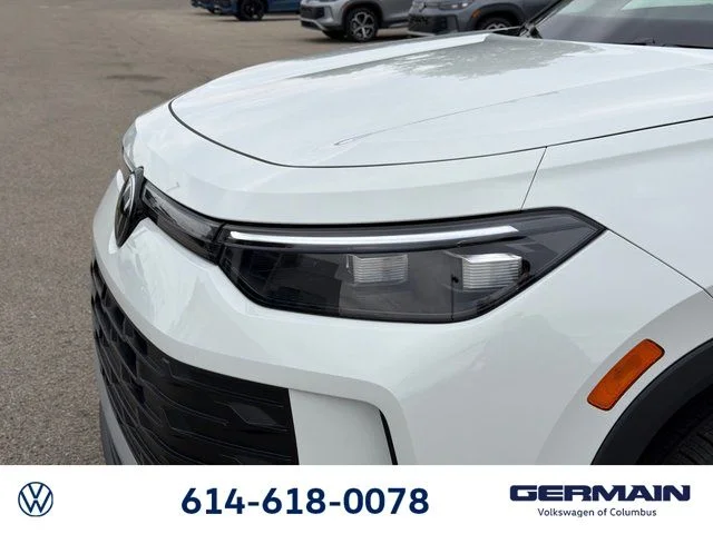 New 2026 White/off-white Volkswagen 2.0T SE image 12