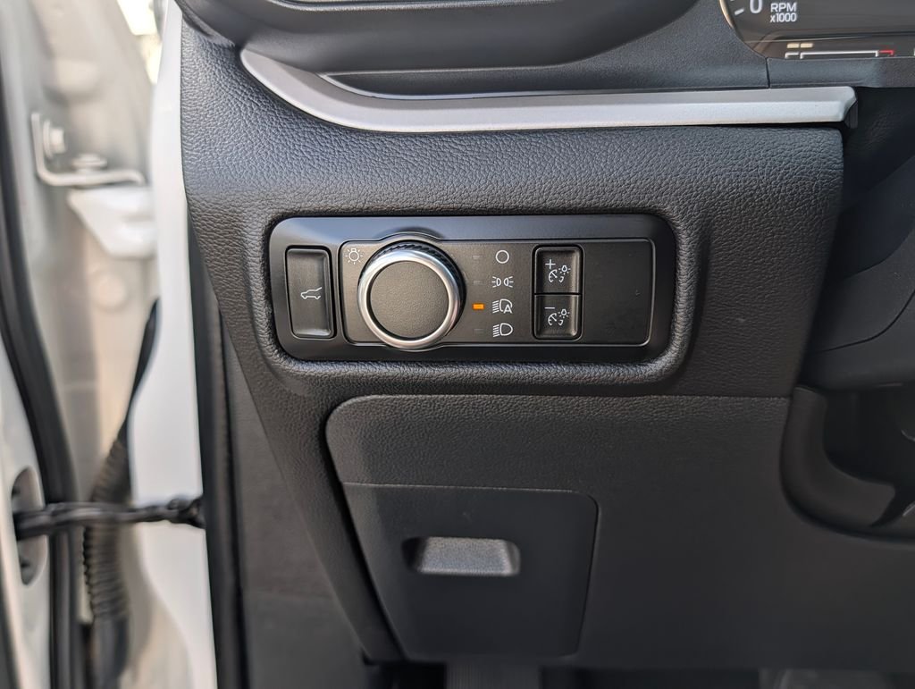 2023 Ford Explorer XLT - Photo 33