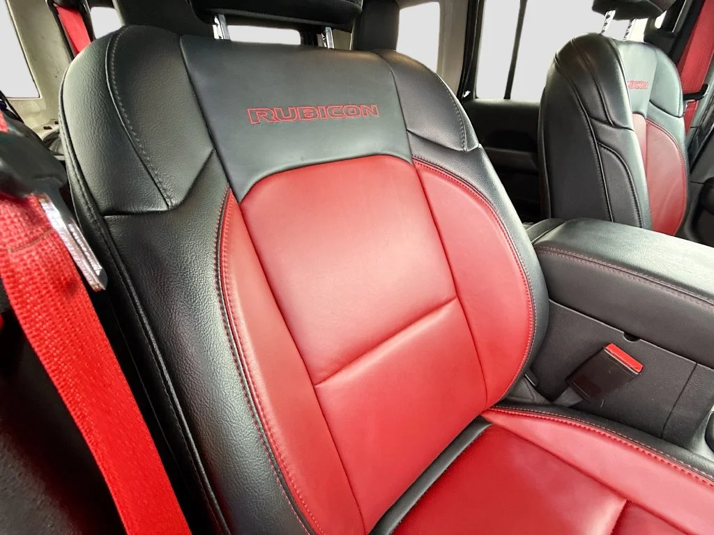 Used 2023 Black Jeep Rubicon 20th Anniversary Edition 4xe image 32