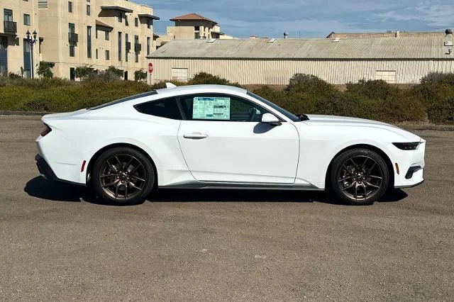 New 2026 Oxford White Ford EcoBoost® Fastback image 24