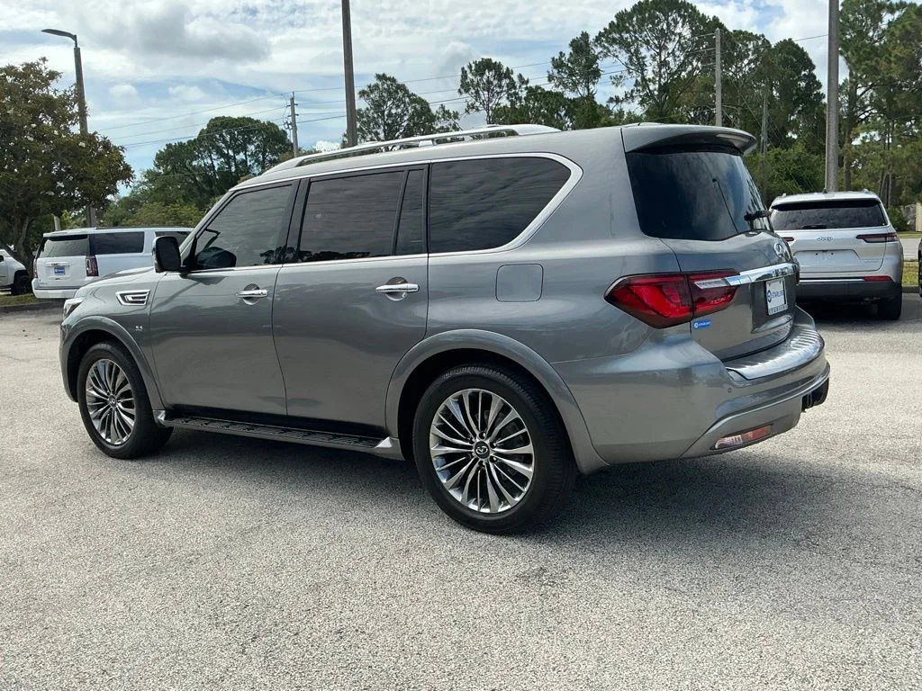 Used 2019 Gray INFINITI LUXE image 5