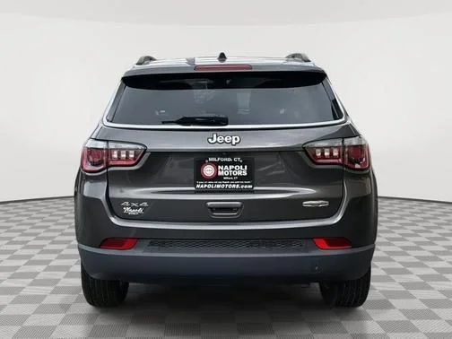 Used 2020 Gray Jeep Latitude image 4