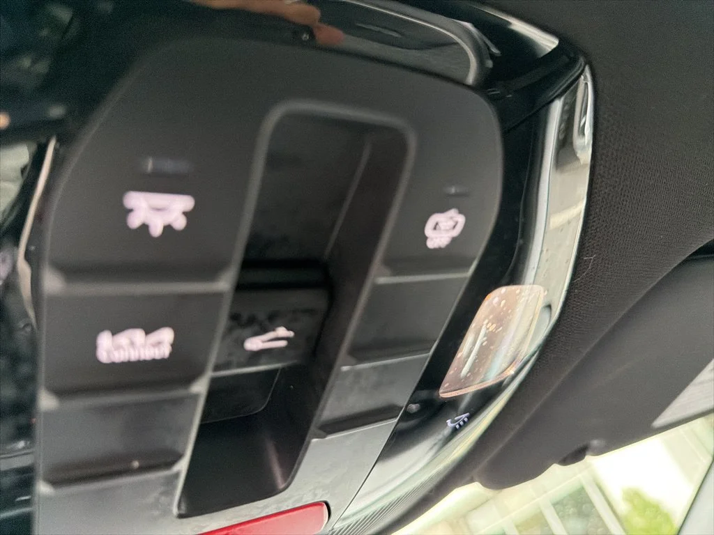 Used 2025 Aurora Black Kia GT-Line image 18