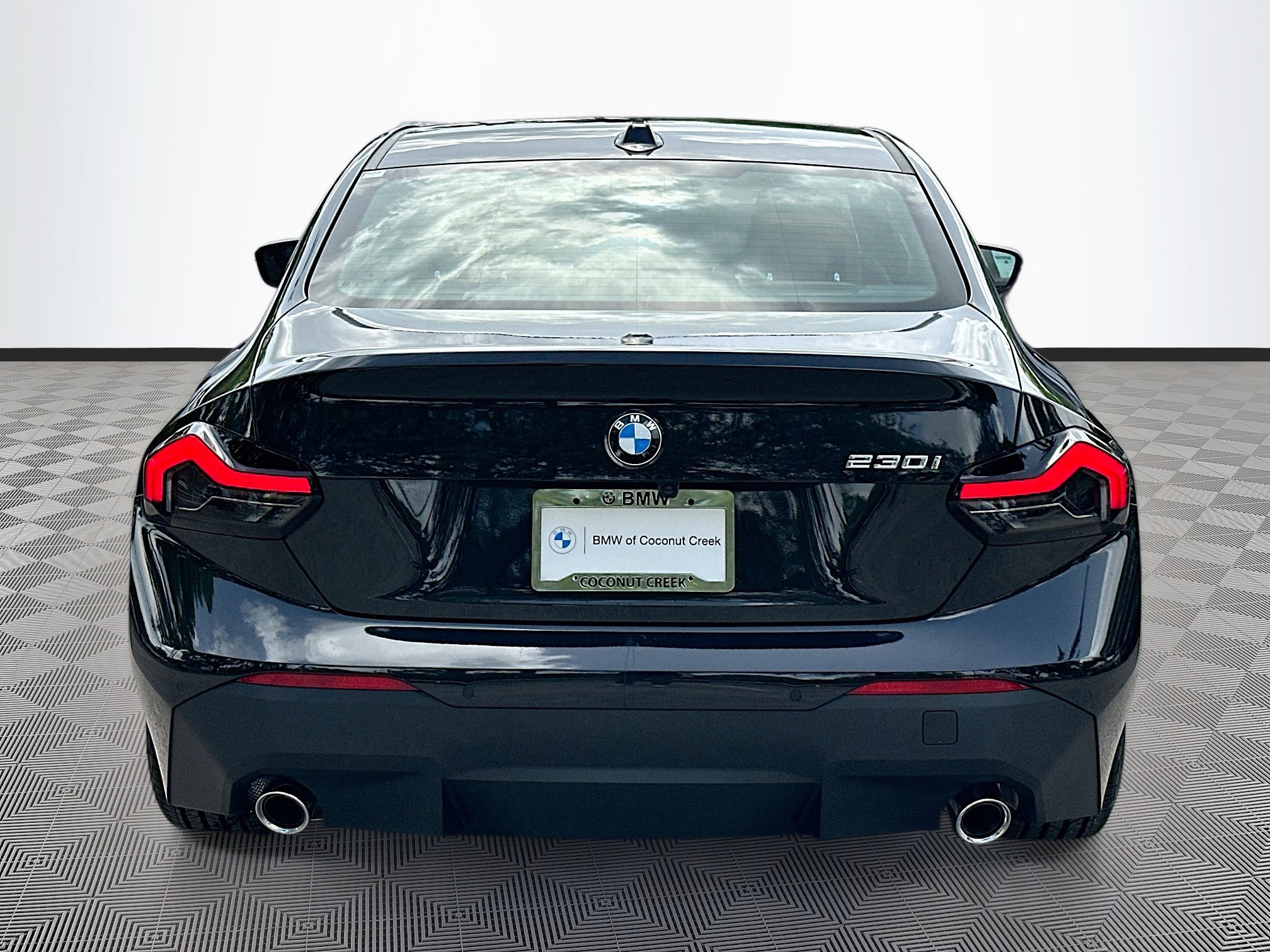 2025 BMW 2 Series 230i - Photo 6