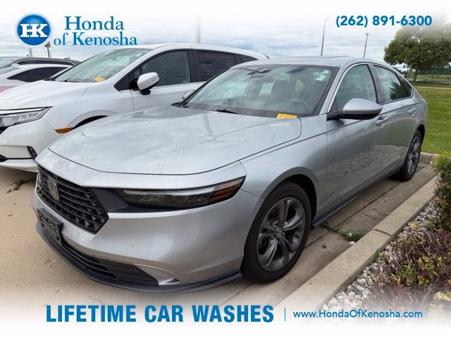 Used 2024 Solar Silver Metallic Honda EX image 1
