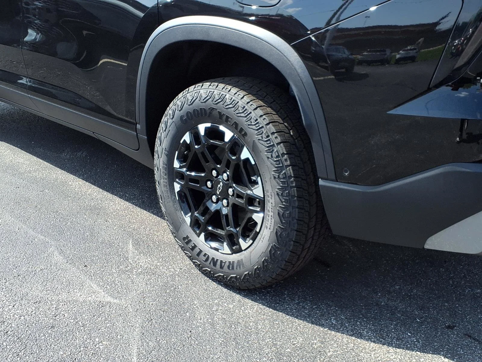 2027 Chevrolet Traverse Z71 - Photo 19