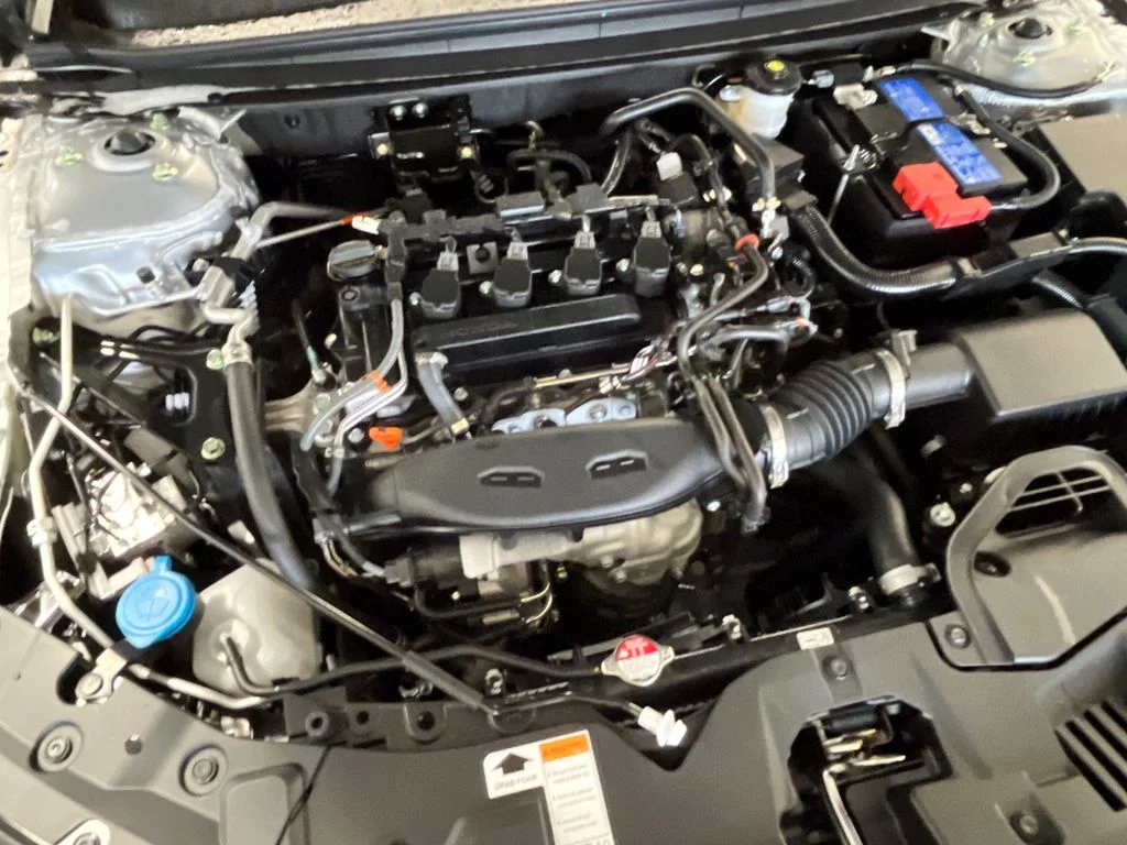 2025 Honda Accord LX - Photo 11
