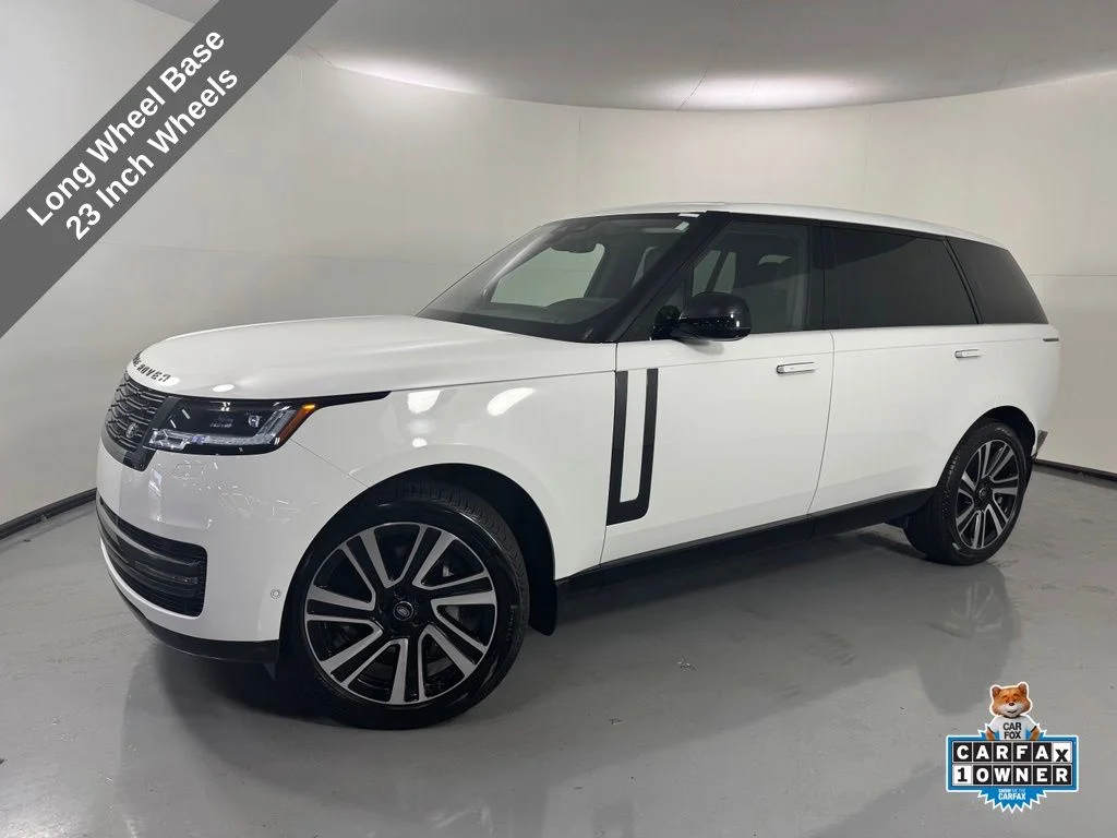 Used 2025 Fuji White Land Rover SE image 1