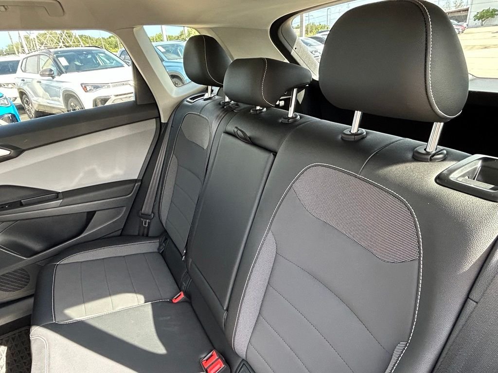 Certified Used 2022 Gray Volkswagen 1.5T SE image 51
