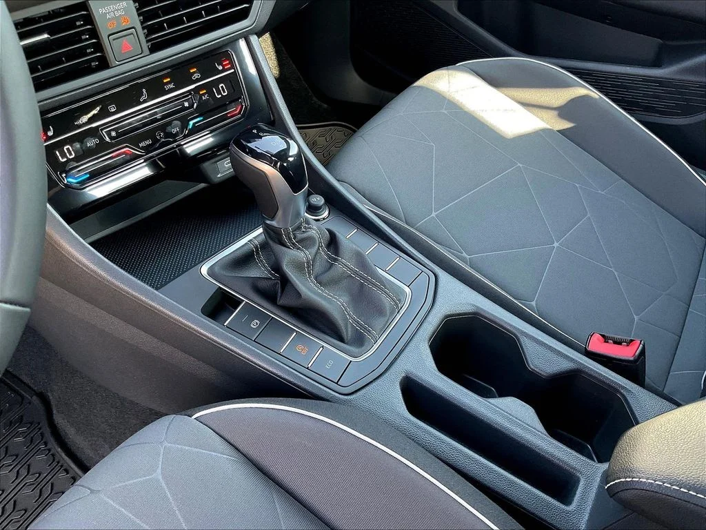 New 2026 Black Volkswagen 1.5T Sport image 19