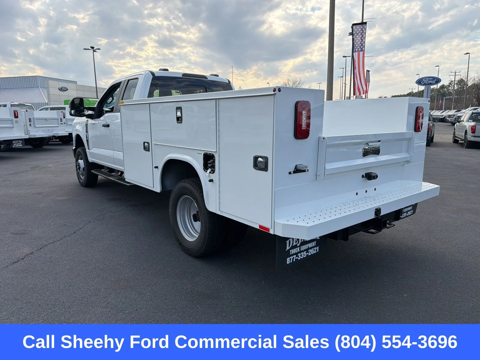 2026 Ford F-350 Super Duty Chassis Cab XL - Photo 8