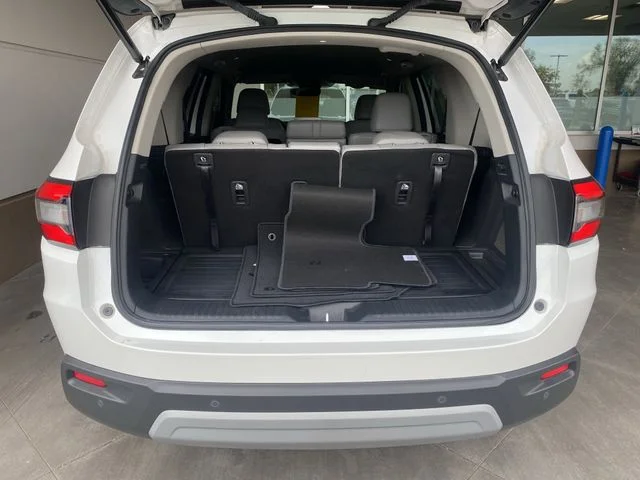 2025 Honda Pilot EX-L - Photo 14