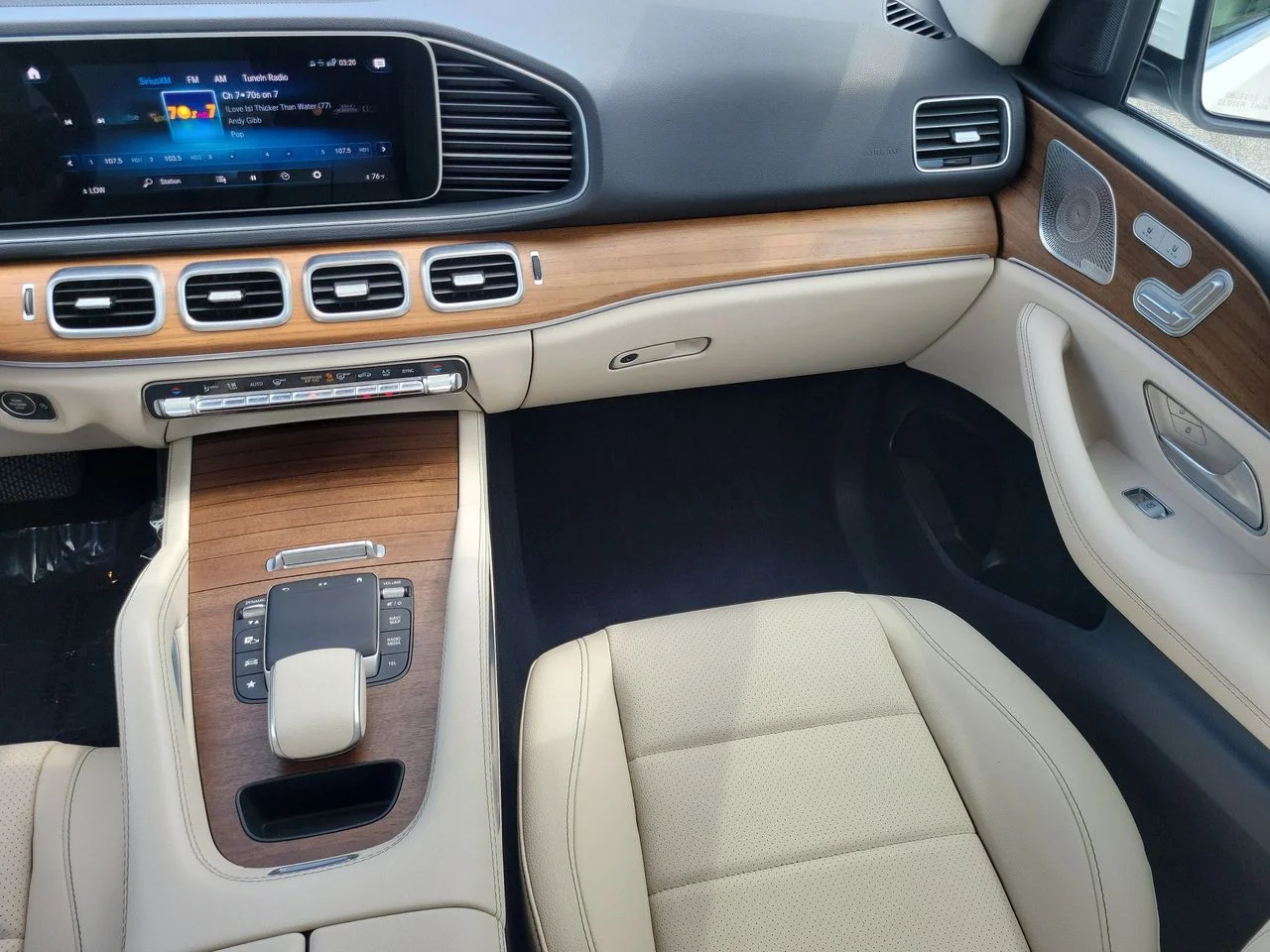 Certified Used 2022  Mercedes-Benz GLE 350 image 16