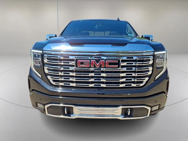 Used 2023 Black GMC Denali image 3