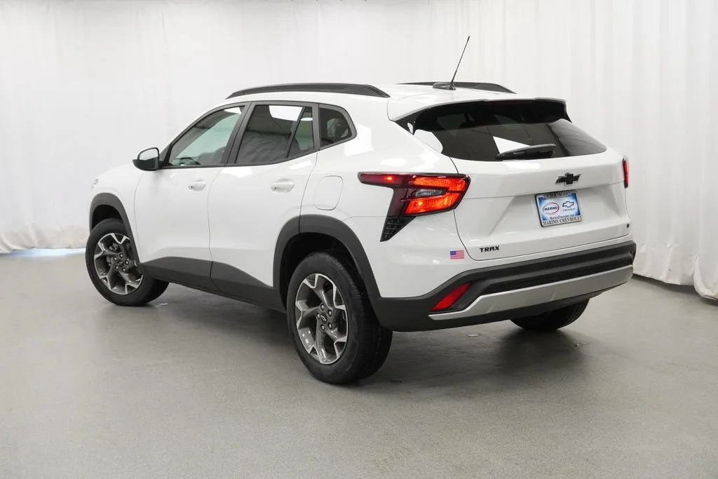 New 2026 Summit White Chevrolet LT image 8