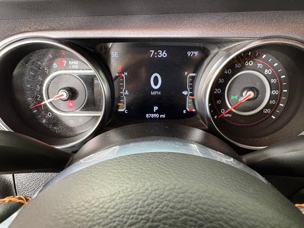 Used 2020 Green Jeep Mojave image 24
