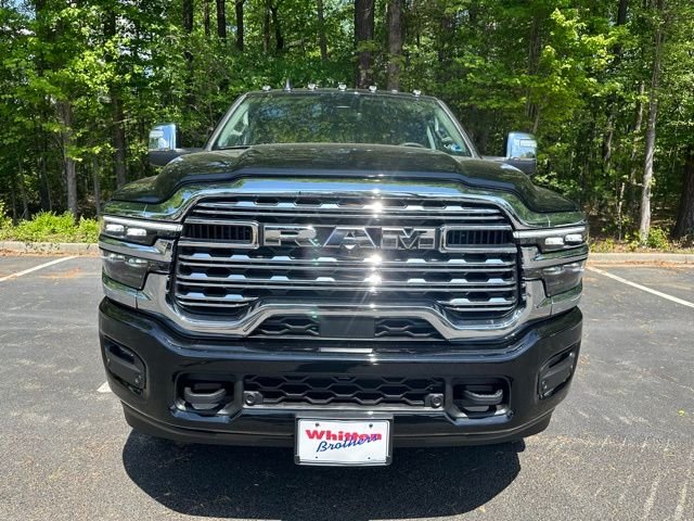 New 2026 Diamond Black Crystal Pearl-Coat Exterior Paint RAM Limited Longhorn image 9
