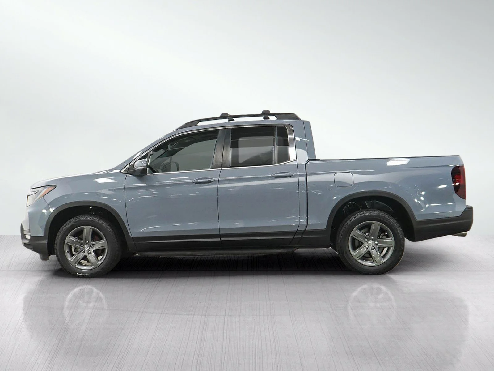 Used 2023 Honda Ridgeline RTL with VIN 5FPYK3F58PB051959 for sale in Burnsville, Minnesota