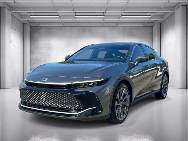 Used 2023 Gray Toyota Limited image 7
