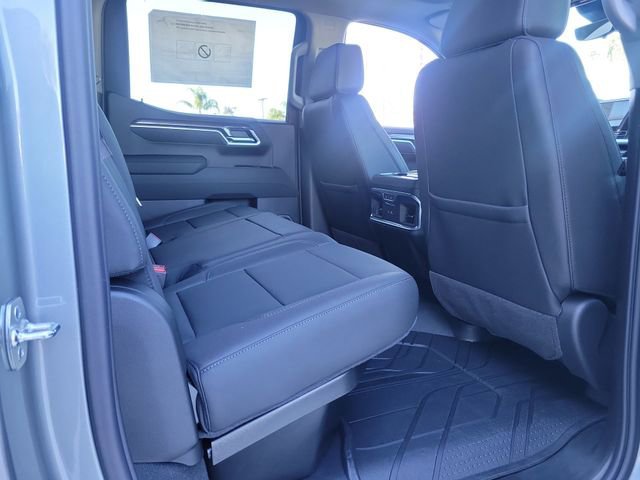 2026 Chevrolet Silverado 1500 LTZ - Photo 18