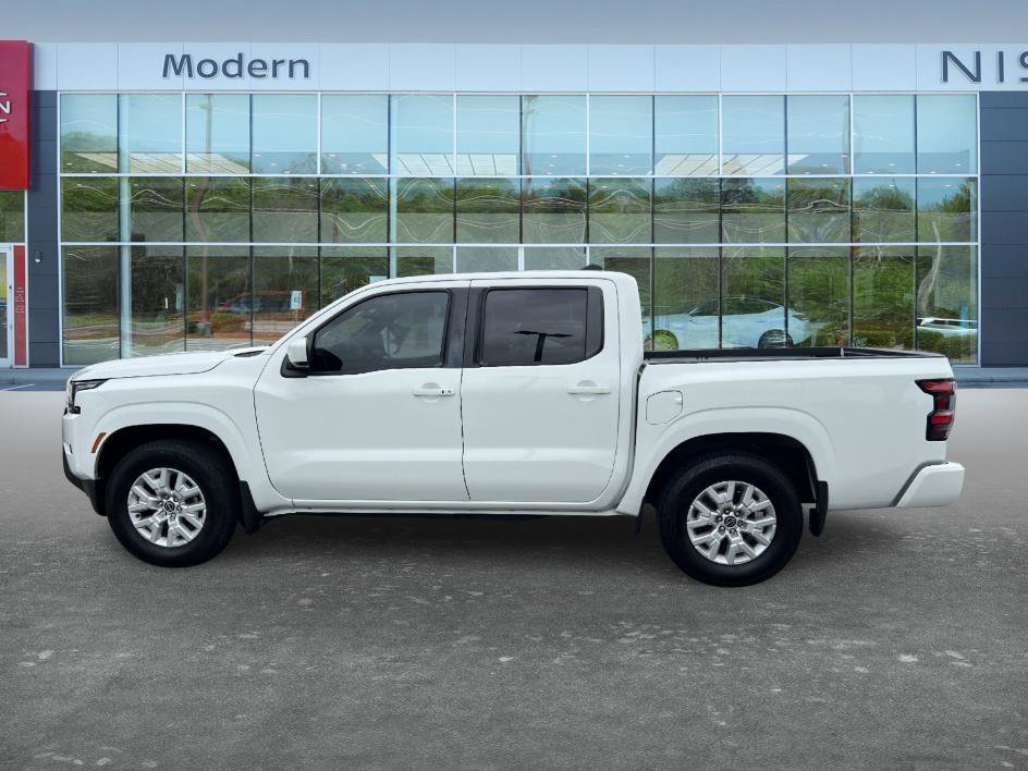 Used 2023 Glacier White Nissan SV image 8