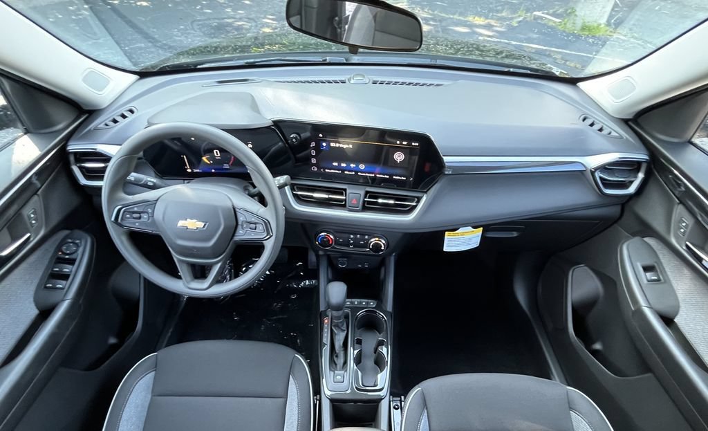 2026 Chevrolet Trailblazer LS - Photo 9