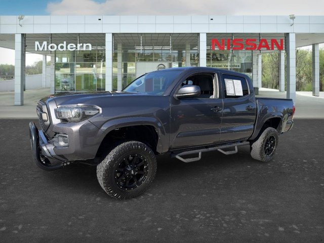 2017 Toyota Tacoma SR