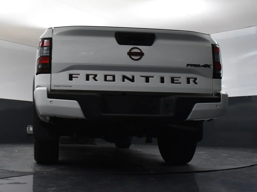 2024 Nissan Frontier PRO-4X - Photo 32