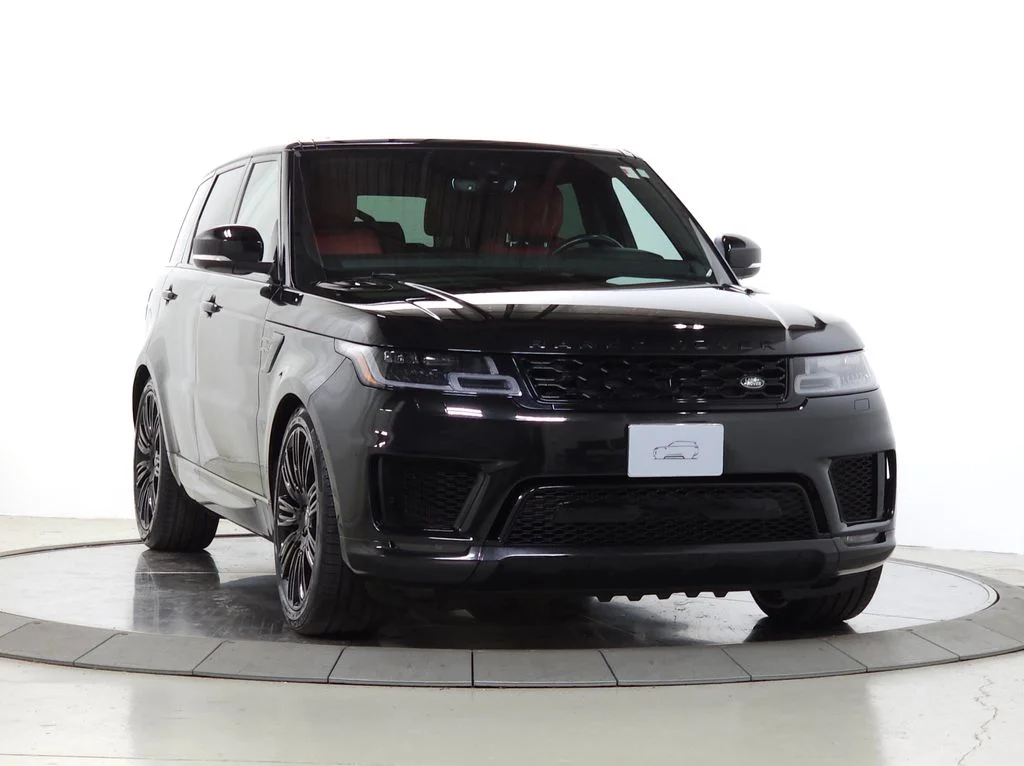 Used 2022 Black Land Rover HSE Dynamic image 10