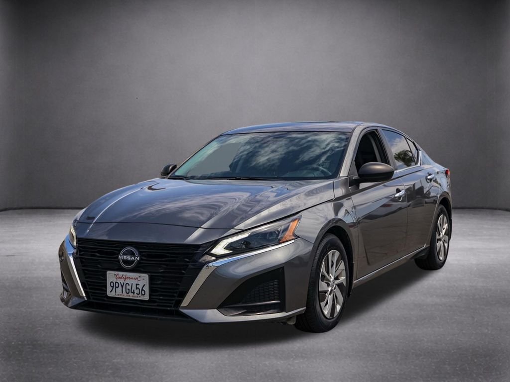 Used 2024 Gray Nissan 2.5 S image 8