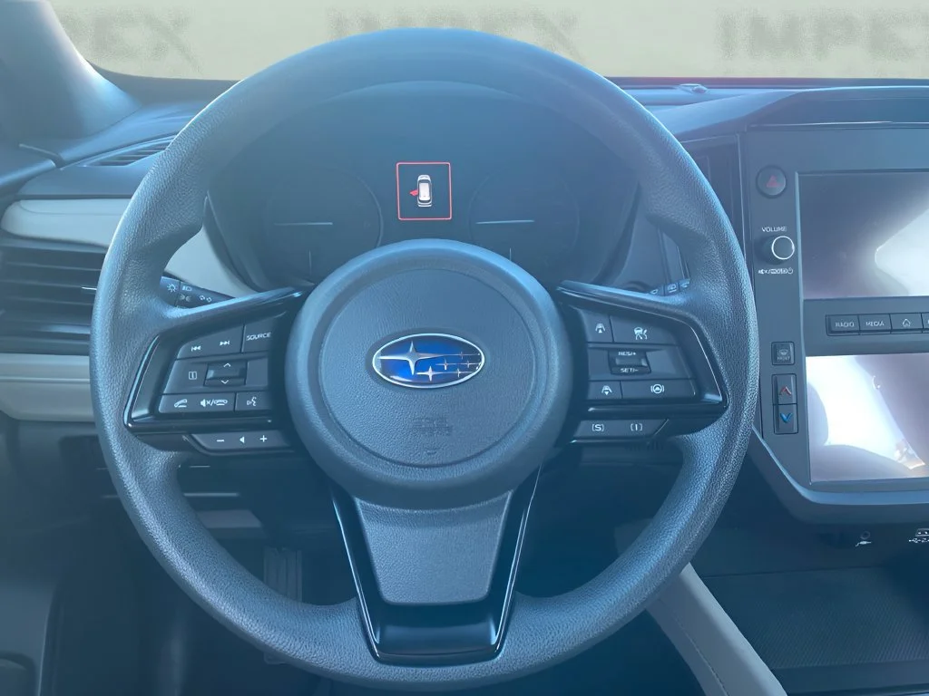 Used 2025 White Subaru  image 11