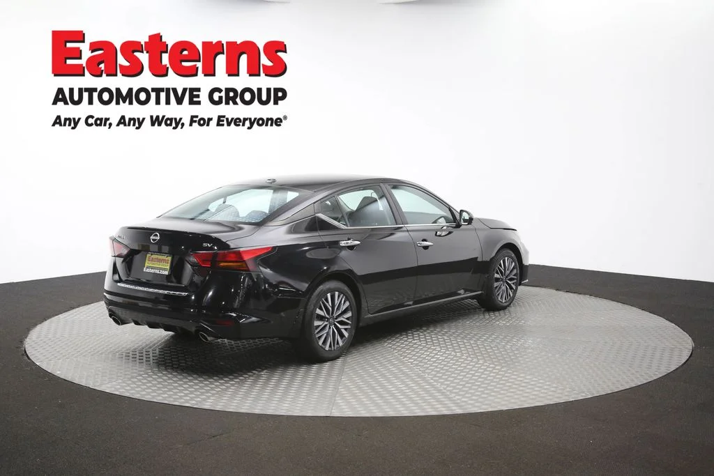 Used 2023 Black Nissan 2.5 SV image 42