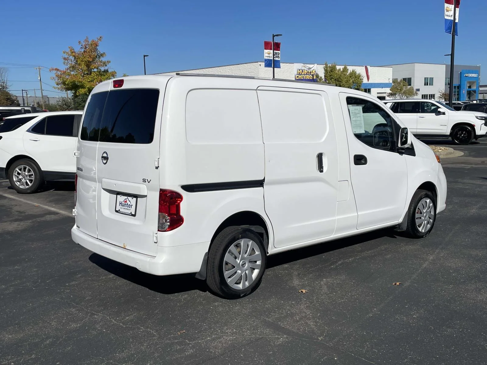 Used 2020 White Nissan SV Xtronic CVT image 6