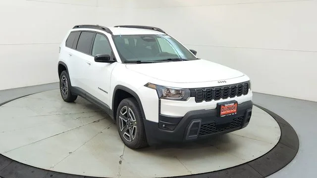 New 2026 Bright White Clear-Coat Exterior Paint Jeep Limited image 14