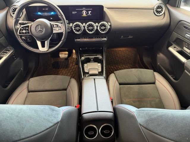 Used 2023 Gray Mercedes-Benz GLA 250 image 11